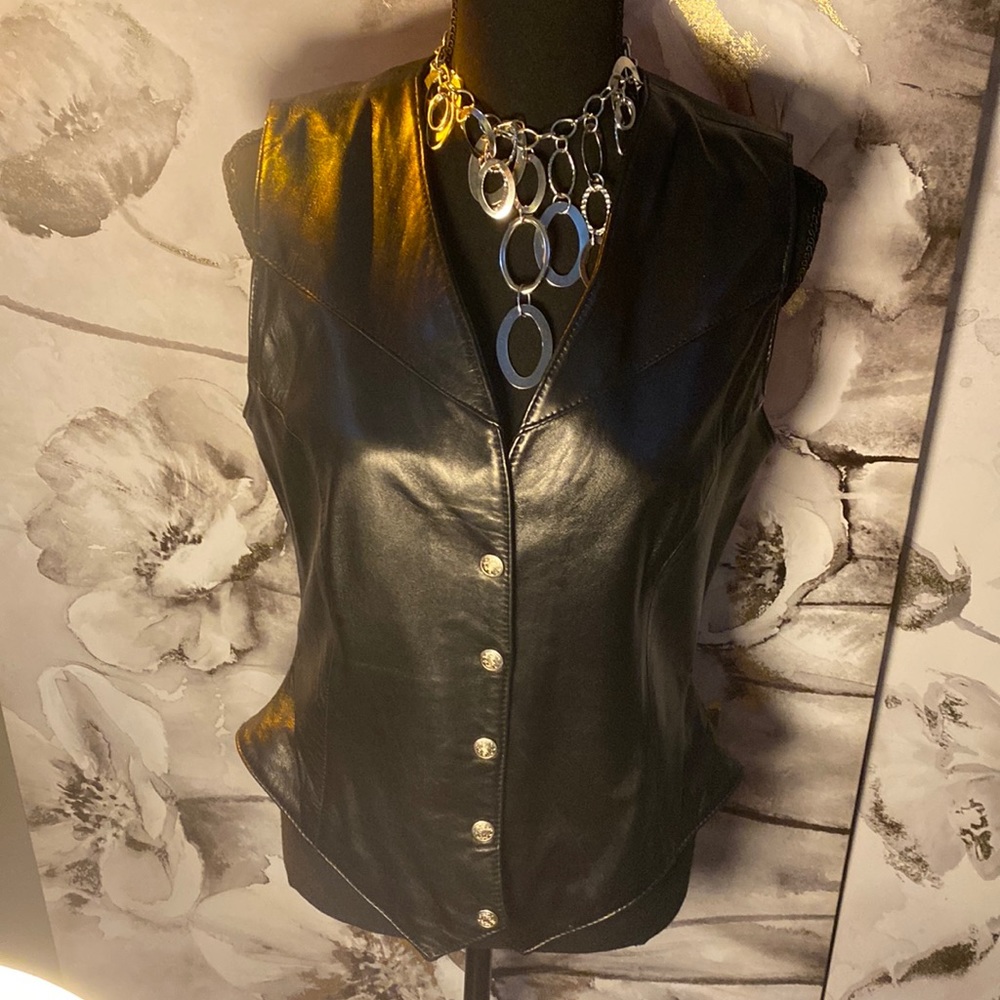 Woman black vest